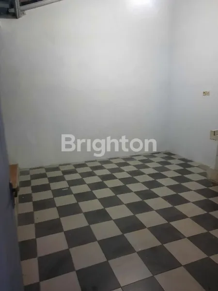 image RUMAH SIAP HUNI 2KT DI SURYA RESIDENCE, BUDURAN (6)