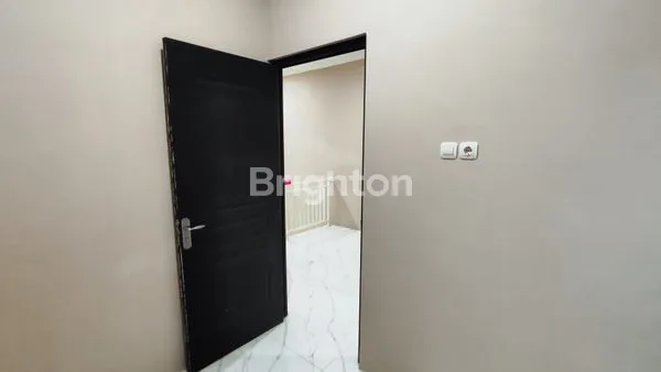 image RUMAH 2 LANTAI DI MANGUNHARJO TEMBALANG SEMARANG (5)