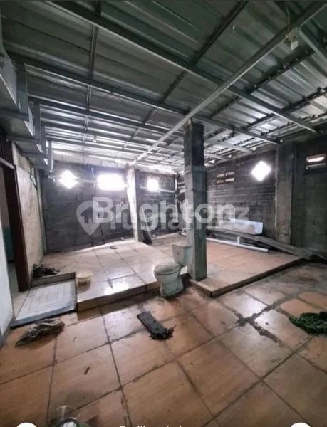 image RUKO STRATEGIS 2 LANTAI DI PONDOK TJANDRA, SIDOARJO (6)