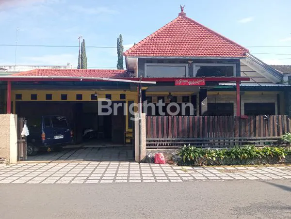 image RUMAH HUNIAN COCOK DIPAKAI UNTUK HOMESTAY ATAU HUNIAN KOST (1)