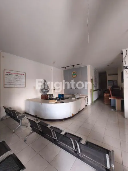 image PROPERTI PREMIUM 3 LANTAI, LT 282M², LOKASI STRATEGIS DENPASAR (8)