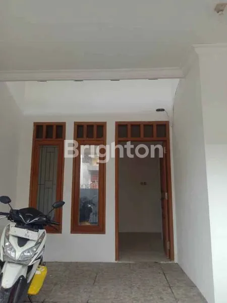 image RUMAH BENDUL MERISI SIAP HUNI STRATEGIS DEKAT MARGOREJO, PRAPEN (3)