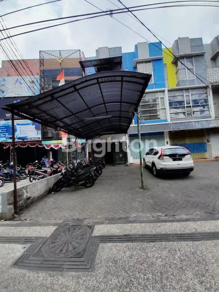 image TEMPAT USAHA STRATEGIS TENGAH KOTA KOMPLEK RUKO (1)