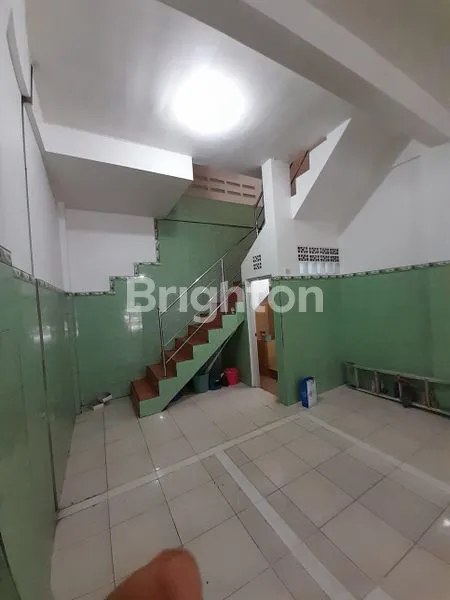 image TEMPAT USAHA STRATEGIS TENGAH KOTA KOMPLEK RUKO (2)