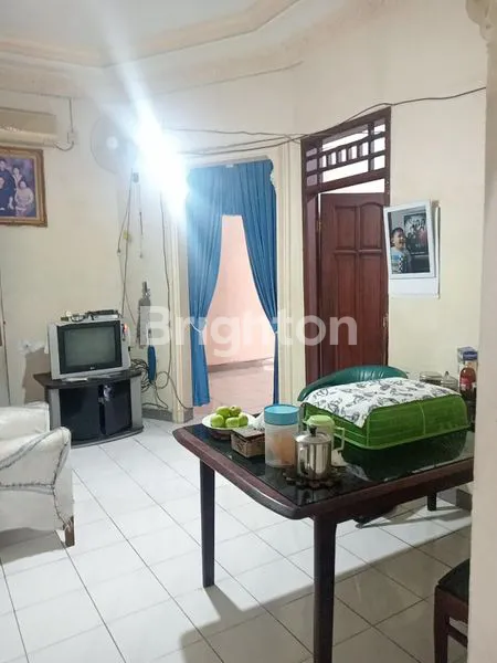 image RUMAH EKSKLUSIF 3 LANTAI DI SIDOKARE ASRI SIDOARJO (5)
