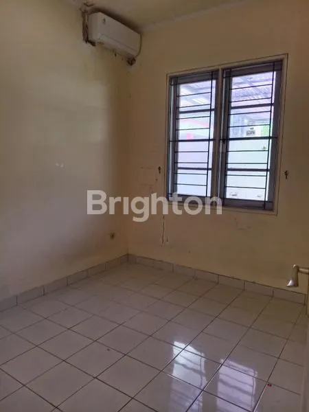 image RUMAH DE LATINOS CLUSTER SANTIAGO BSD TANGERANG (3)
