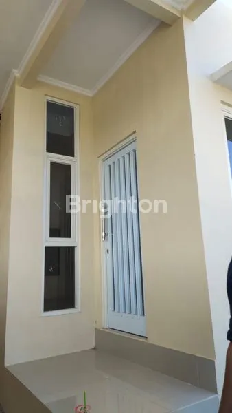 image RUMAH DIJUAL BUTUH CEPAT LAKU PERUMAHAN BUMI WONOREJO ASRI (3)