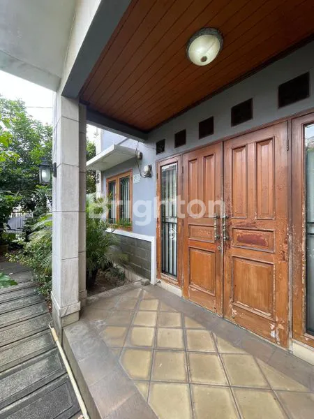 image RUMAH DI JUAL TEMPAT DI SENTUL SELATAN  (6)