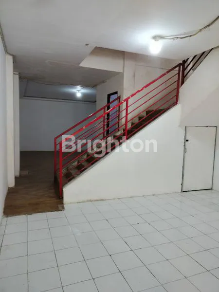 image RUKO STRATEGIS SIAP HUNI DI NOL JALAN RAYA DARMO PERMAI TIMUR, DEKAT RAYA KUPANG BARU, MAYJEND SUNGKONO, DUKUH KUPANG (3)