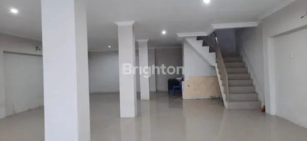 image GEDUNG STRATEGIS DI JALAN RAYA NAROGONG  (4)