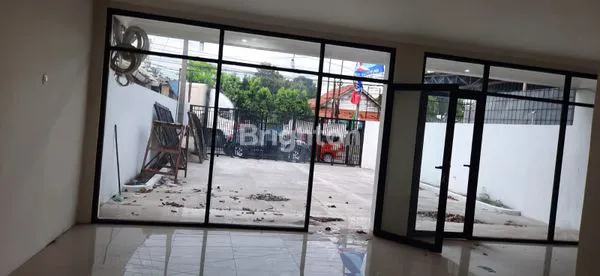 image GEDUNG STRATEGIS DI JALAN RAYA NAROGONG  (2)