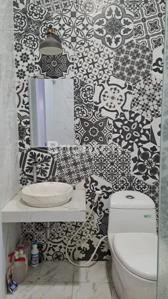 image DIJUAL RUMAH 2 LANTAI GRAHA CIBUBUR VIEW CLUSTER BUYAN JATISAMPURNA SHM 1,4 M NEGO (8)