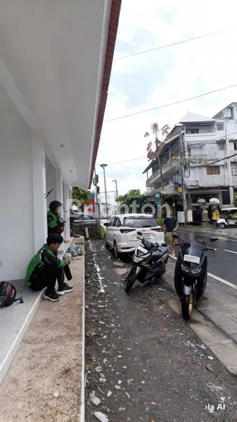 image RUKO DI SEWAKAN DI CANGGU DEKAT PANTAI (5)