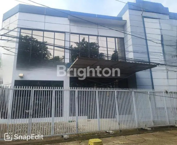 image GEDUNG 3 LANTAI DI KENJERAN, COCOK KANTOR/DEALER (1)