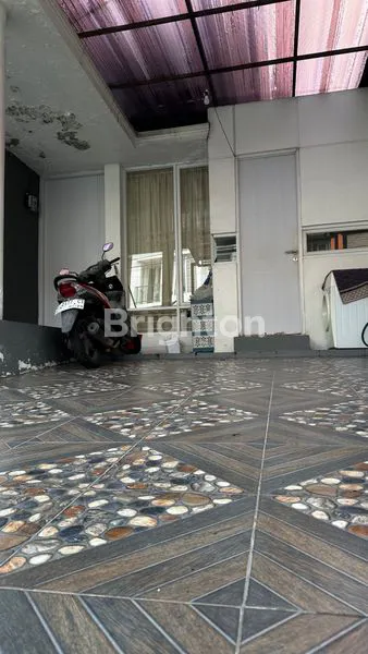 image RUMAH ELITE 3KT RENOVASI, SIAP HUNI (2)