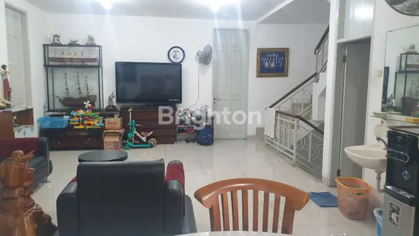 image RUMAH MEWAH POSISI HOOK BUKIT GADING MEDITERANIA (3)