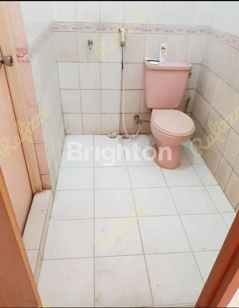 image DISEWAKAN RUMAH DIDAERAH TEBET BARAT JAKARTA SELATAN (8)