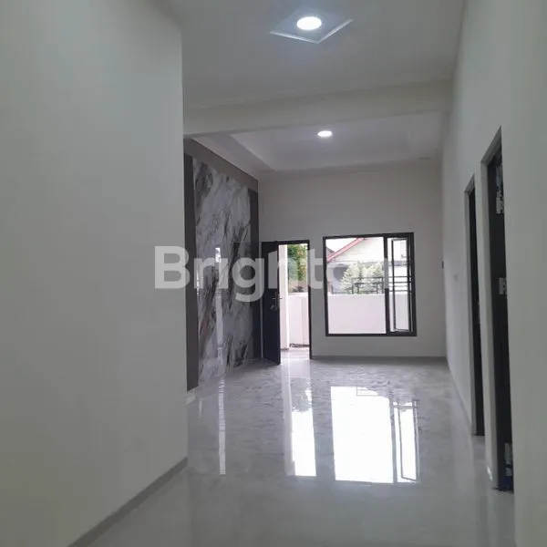 image RUMAH MEWAH SIAP HUNI LOKASI BULULOR PENDRIKAN SEMARANG TENGAH (3)