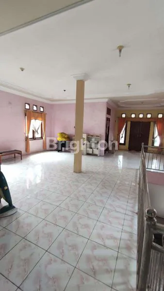 image RUMAH MEWAH 200M² LOKASI DEKAT ERA FRESH SAMARINDA (4)
