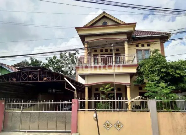 image RUMAH MEWAH 200M² LOKASI DEKAT ERA FRESH SAMARINDA (1)