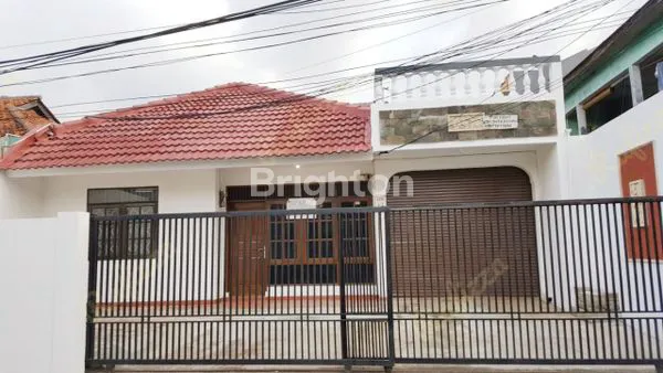 image DISEWA RUMAH DI DAERAH MENTENG DALAM PANCORAN JAKARTA SELATAN (1)