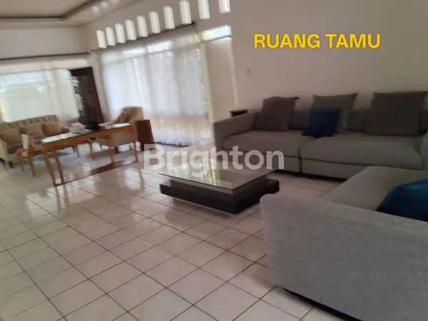 image SEWA RUMAH FULLY FURNISHED KAWASAN PRETISIUS  WIJAYA JAKARTA SELATAN (4)