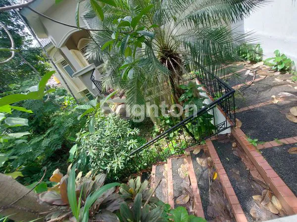 image RUMAH MEWAH LT 553M² DI LEBAK BULUS, HARGA NEGO (3)