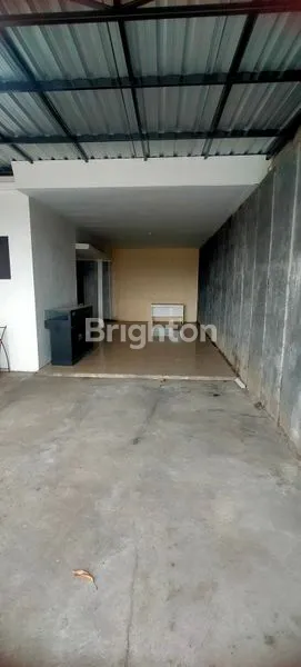 image RUMAH LUAS SIRKULASI UDARA BAGUS PANDANWANGI JARANG ADA ONE GATE SYSTEM SATPAM 24 JAM DEKAT ARAYA (3)