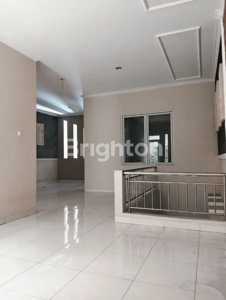 image LOKASI STRATEGIS RUMAH 2 LANTAI SIAP HUNI DI DALAM CLUSTER YANG NYAMAN DAN ASRI LEGENDA WISATA CIBUBUR, GUNUNG PUTRI, BOGOR ,JAWA BARAT  (8)