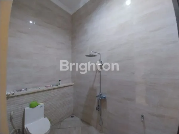 image RUMAH MINIMALIS SIAP HUNI, 4KT & GARASI 4 MOBIL (7)