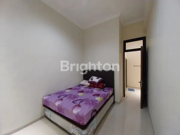 image RUMAH MINIMALIS SIAP HUNI, 4KT & GARASI 4 MOBIL (8)