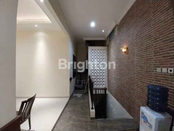 image RUMAH MINIMALIS SIAP HUNI, 4KT & GARASI 4 MOBIL (5)