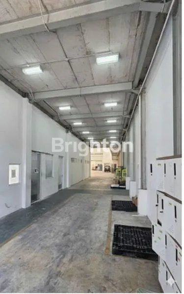 image DISEWAKAN GUDANG UKURAN 4000M² LOKASI STRATEGI TAMAN TEKNO BSD SERPONG TANGERANG SELATAN  (8)