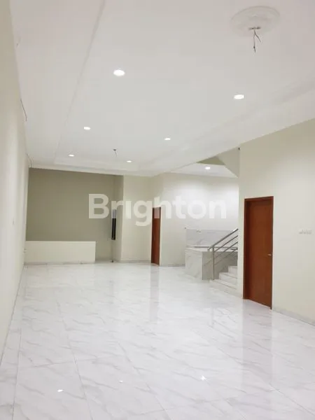 image HUNIAN STRATEGIS DI KOMPLEKS KFT, 5 KT & 5 KM (3)