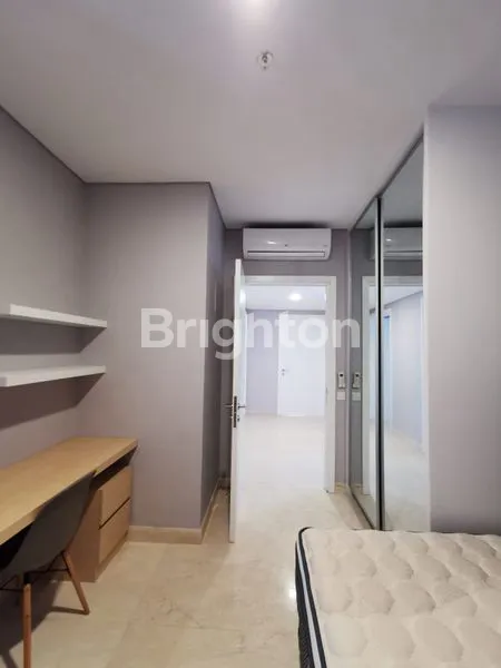 image APARTMENT THE VOILA TERINTERINTEGRASI DENGAN CIPUTRA WORLD MALL WITH PRIVATE LIFT (8)