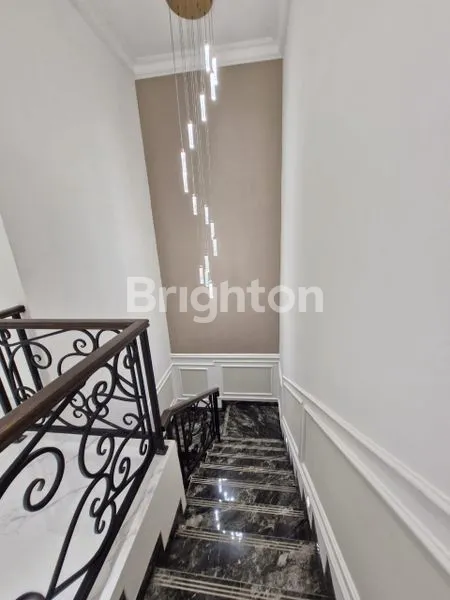 image RUMAH MEWAH 2 LANTAI DI JOGLO, LT 200M² (4)