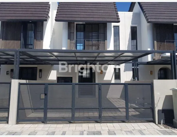 image DISEWAKAN RUMAH SIAP HUNI SUDAH DI RENOV CANTIK, AMESTA LIVING, GUNUNG ANYAR,  DEKAT MERR, BANDARA JUANDA, TOLL JUANDA (1)