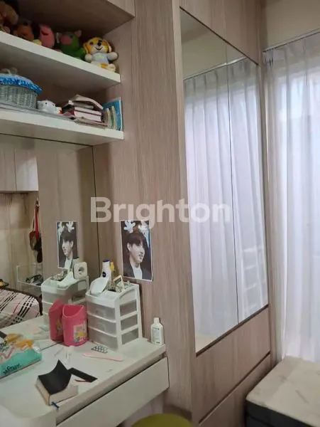 image DIJUAL CEPAT RUMAH BAGUS SIAP HUNI DI DAERAH DEKAT MERR, SELANGKAH KE PAKUWON CITY MALL (8)