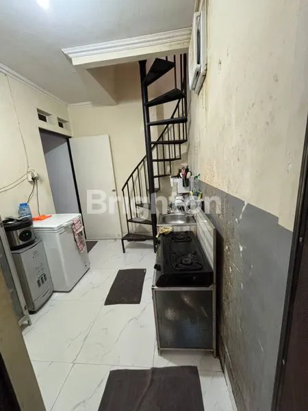 image DIJUAL RUMAH STRATEGI DI BINTARO JAYA  (8)