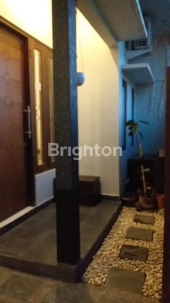 image HUNIAN STRATEGIS 2 LANTAI, LT 90M² DI JL. GUNUNG SALAK (2)