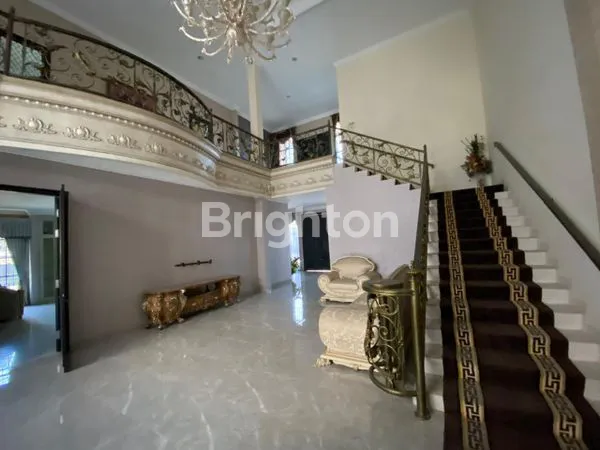 image RUMAH MEWAH 2 LANTAI DHARMAHUSADA UTARA, SURABAYA TIMUR. DEKAT RAYA DHARMAHUSADA INDAH - GALAXY MALL - MERR KERTAJAYA INDAH - MANYAR KERTOARJO, KAMPUS UNAIR, RSUD DR. SOETOMO, RSIA WARON HOSPITAL, DHARMAWANGSA, DLL.\N (1)