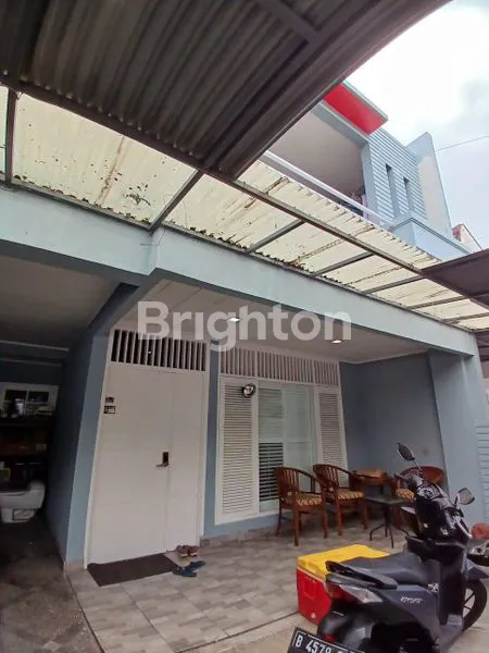 image RUMAH SIAP HUNI DI LEBAK BULUS. TERSEDIA BALKON DEPAN BELAKANG (2)