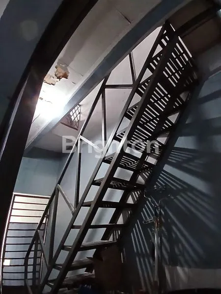 image RUMAH SIAP HUNI DI LEBAK BULUS. TERSEDIA BALKON DEPAN BELAKANG (8)