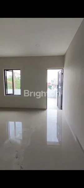 image RUKO STRATEGIS HOOK 3,5 LANTAI PINGGIR JALAN AREA KOMERSIL, TAMAN RATU , DEKAT GREENVILLE, TANJUNG DUREN , JALAN  PANJANG, JAKARTA BARAT  (6)