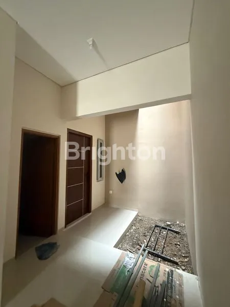 image DI JUAL RUMAH SIAP HUNI MERUYA JAKARTA BARAT (8)