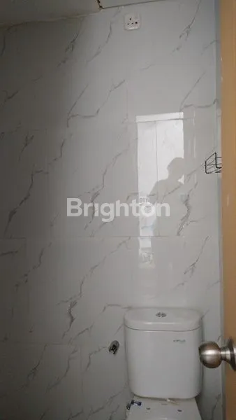 image LOKASI STRATEGIS DEKAT MALL ,RUMAH 2 LANTAI DI CLUSTER SAMARA METLAND TRANSYOGI , CILEUNGSI, BOGOR,JAWA BARAT (5)