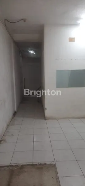 image SEWA RUKO 3 LANTAI (2)