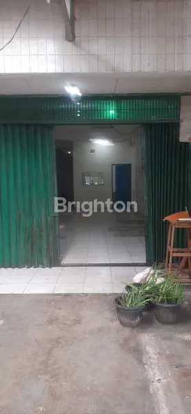 image SEWA RUKO 3 LANTAI (5)