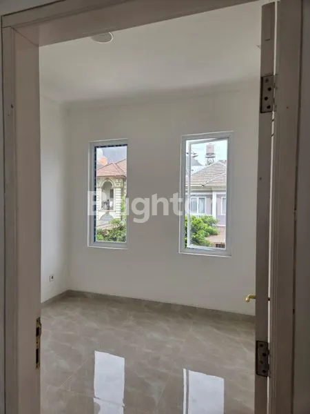 image LOKASI STRATEGIS DEKAT SEKOLAH , RUMAH 2 LANTAI SIAP HUNI DI DALAM CLUSTER YANG NYAMAN DAN ASRI LEGENDA WISATA CIBUBUR, BOGOR, JAWA BARAT (4)