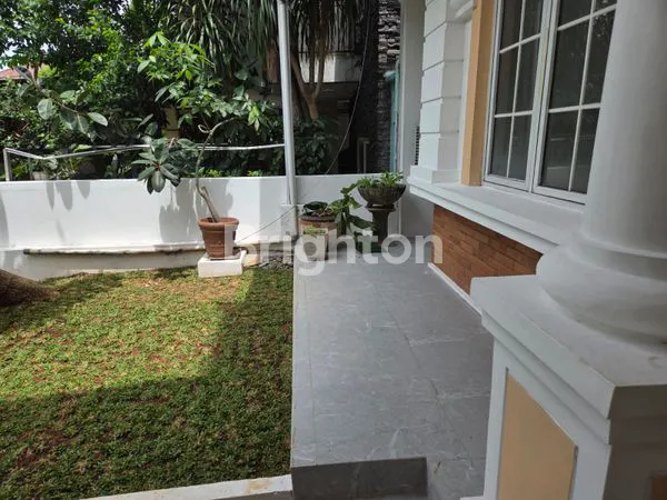 image LOKASI STRATEGIS DEKAT SEKOLAH , RUMAH 2 LANTAI SIAP HUNI DI DALAM CLUSTER YANG NYAMAN DAN ASRI LEGENDA WISATA CIBUBUR, BOGOR, JAWA BARAT (8)